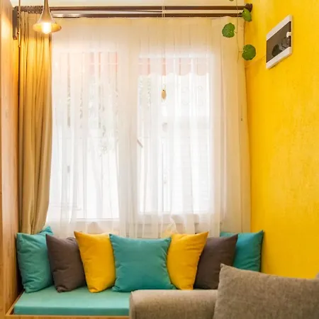 Studio Flat In Alsancak Appartement